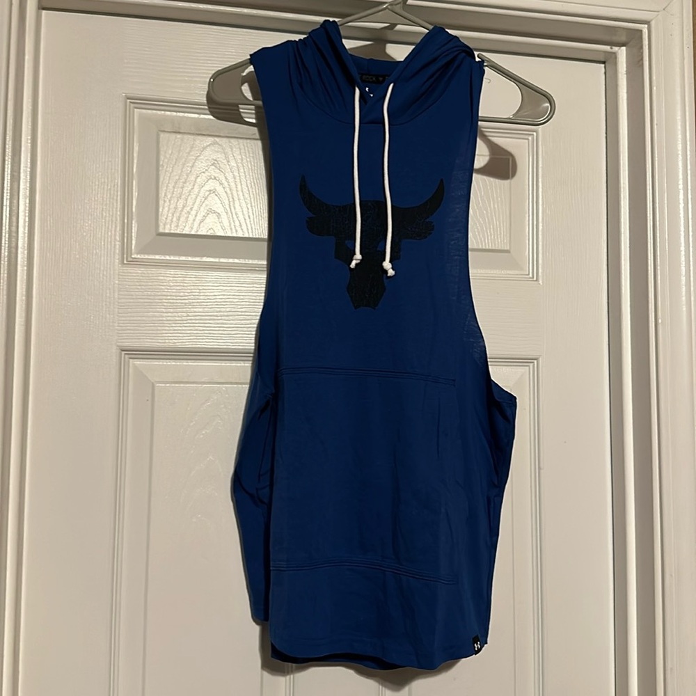 Under armor project rock tank top. Size Small
